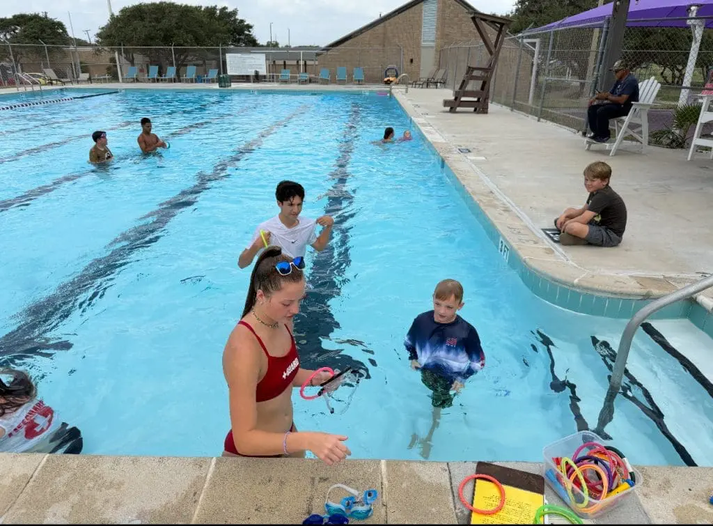 Parker Pool – Committed to teaching everyone to swim.